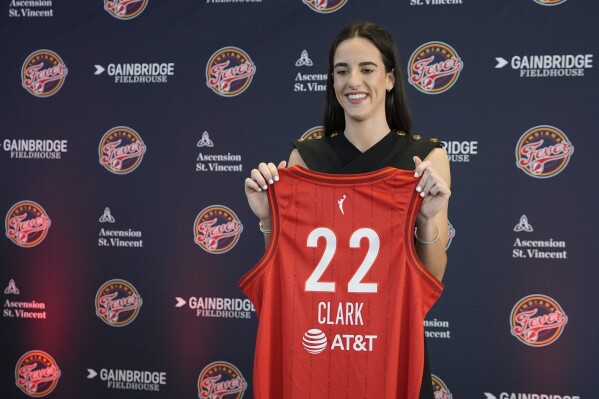 Clark's deals outlet
